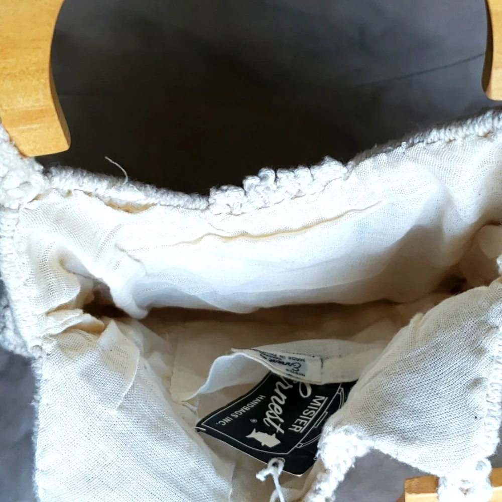 Vintage Mister Ernest Macrame Handbag with wooden handles - Picture 4 of 4